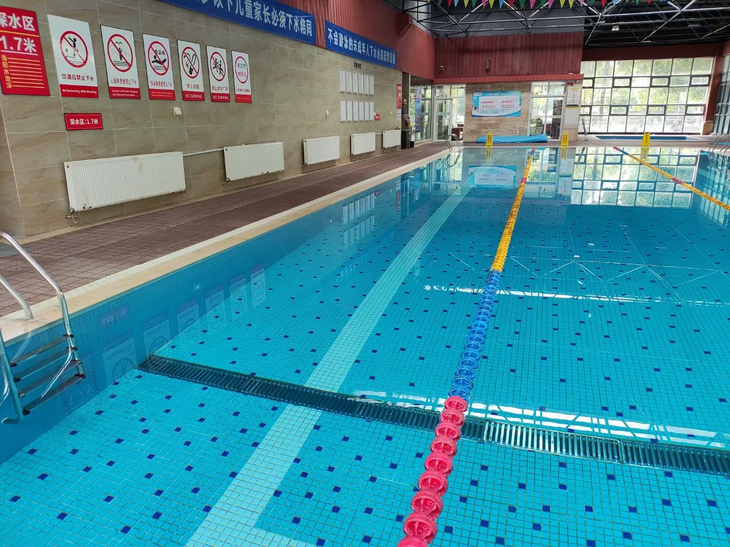 场地封面-沃森恒温游泳健身俱乐部