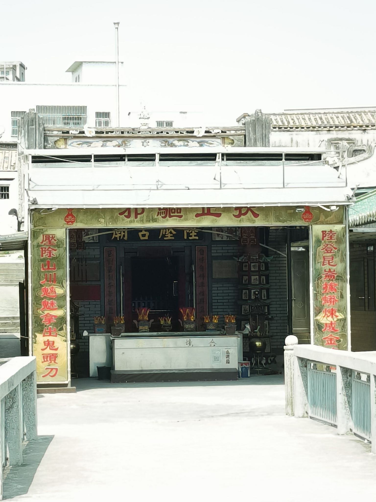 陆压古庙