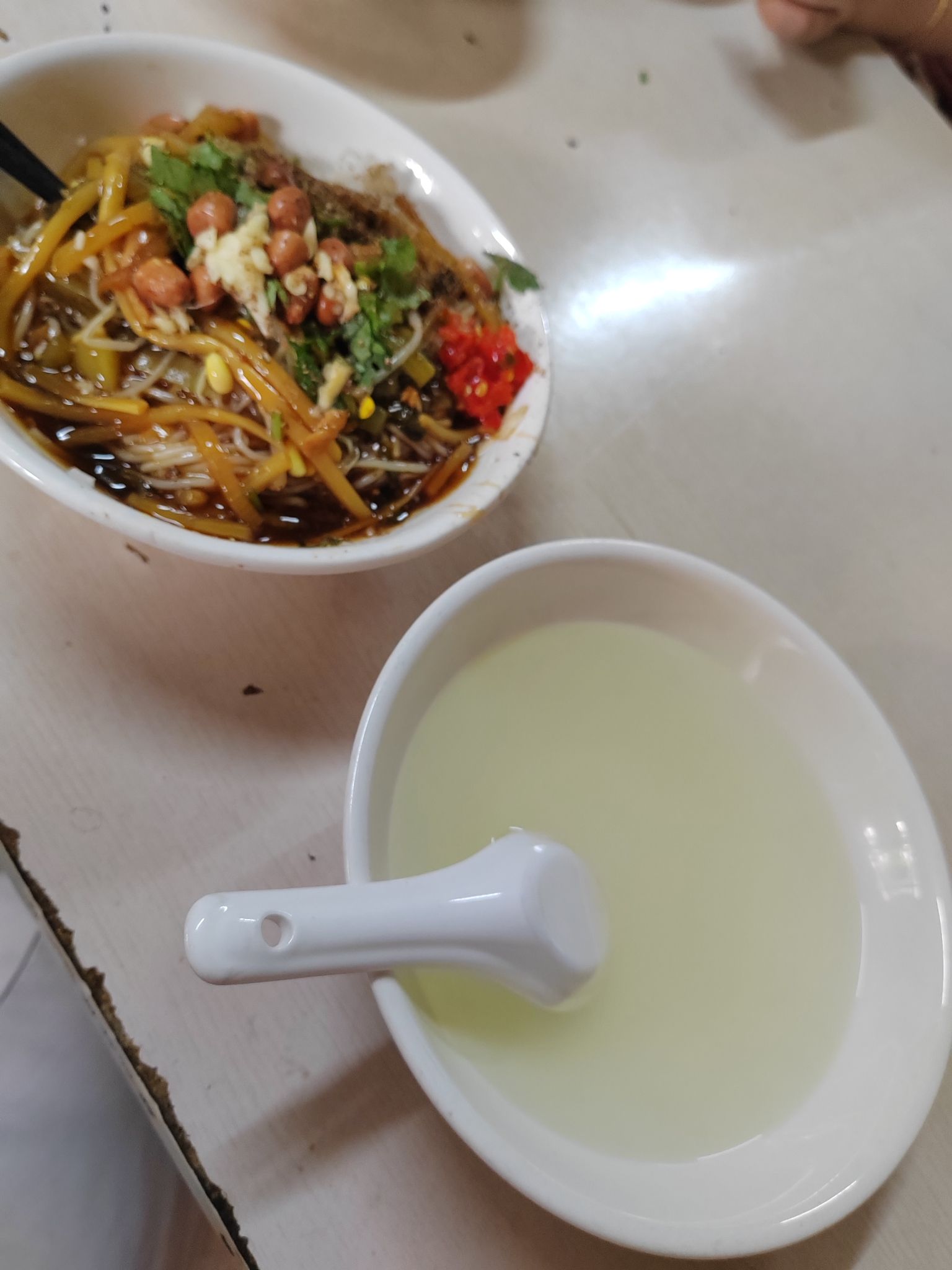 蒙春转海南粉店