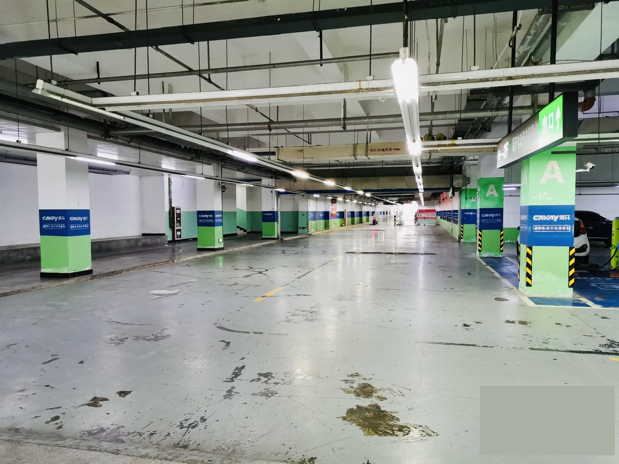 芜湖站东广场地下停车场(北入口)