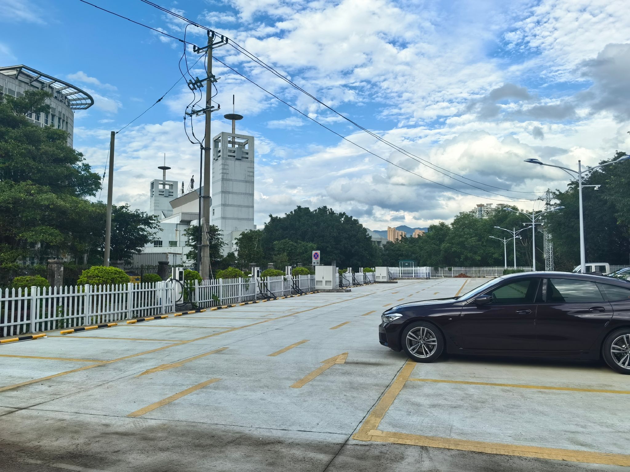 龙岩站停车场