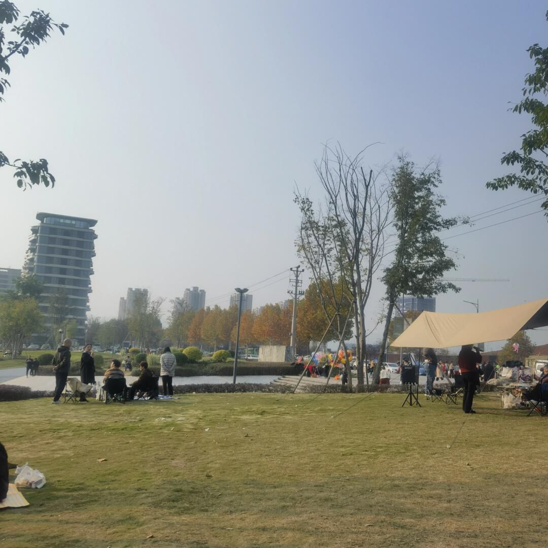 凤栖湖公园旅行图片 1