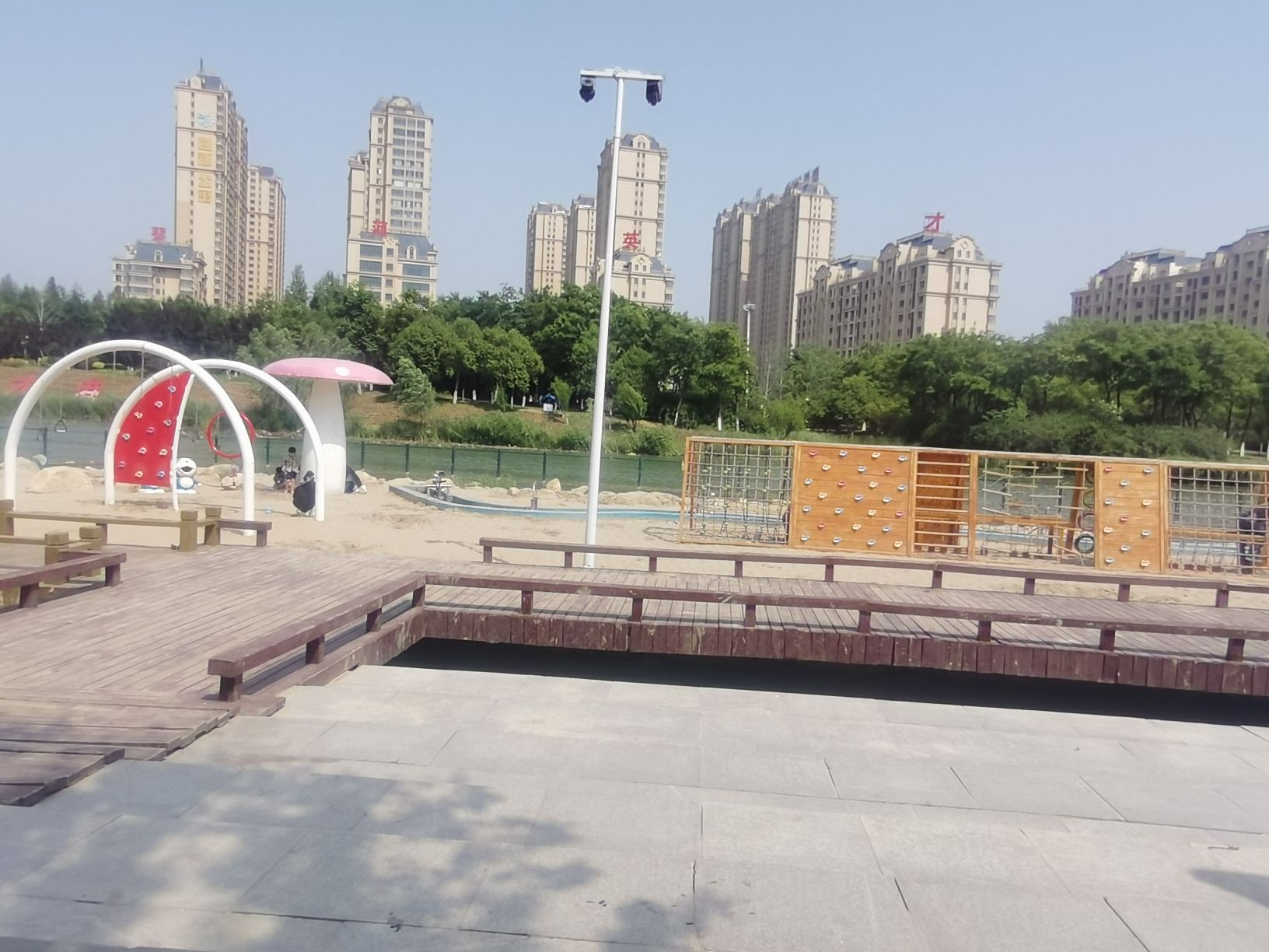 蓼河公园亲水沙滩旅行图片 1