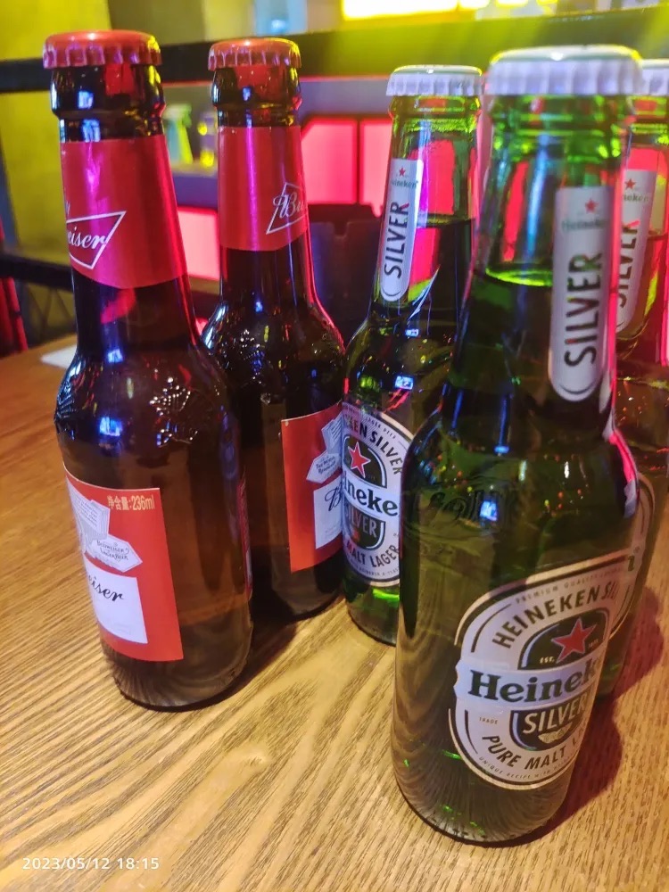 七堂酒馆音乐餐吧(中环新世界店)