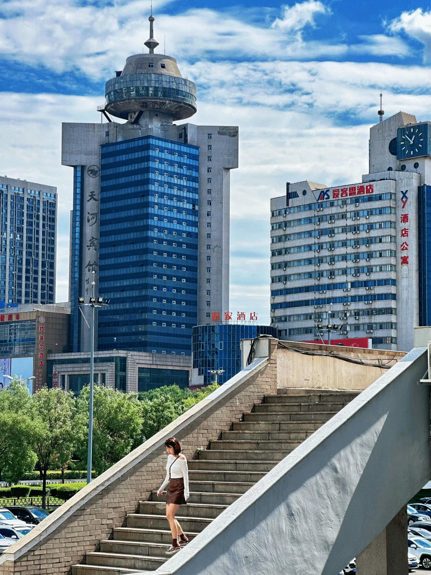 胜利广场旅行图片 1