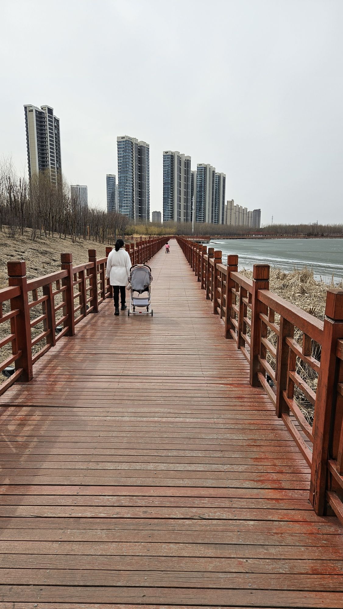 彩虹桥广场旅行图片 1
