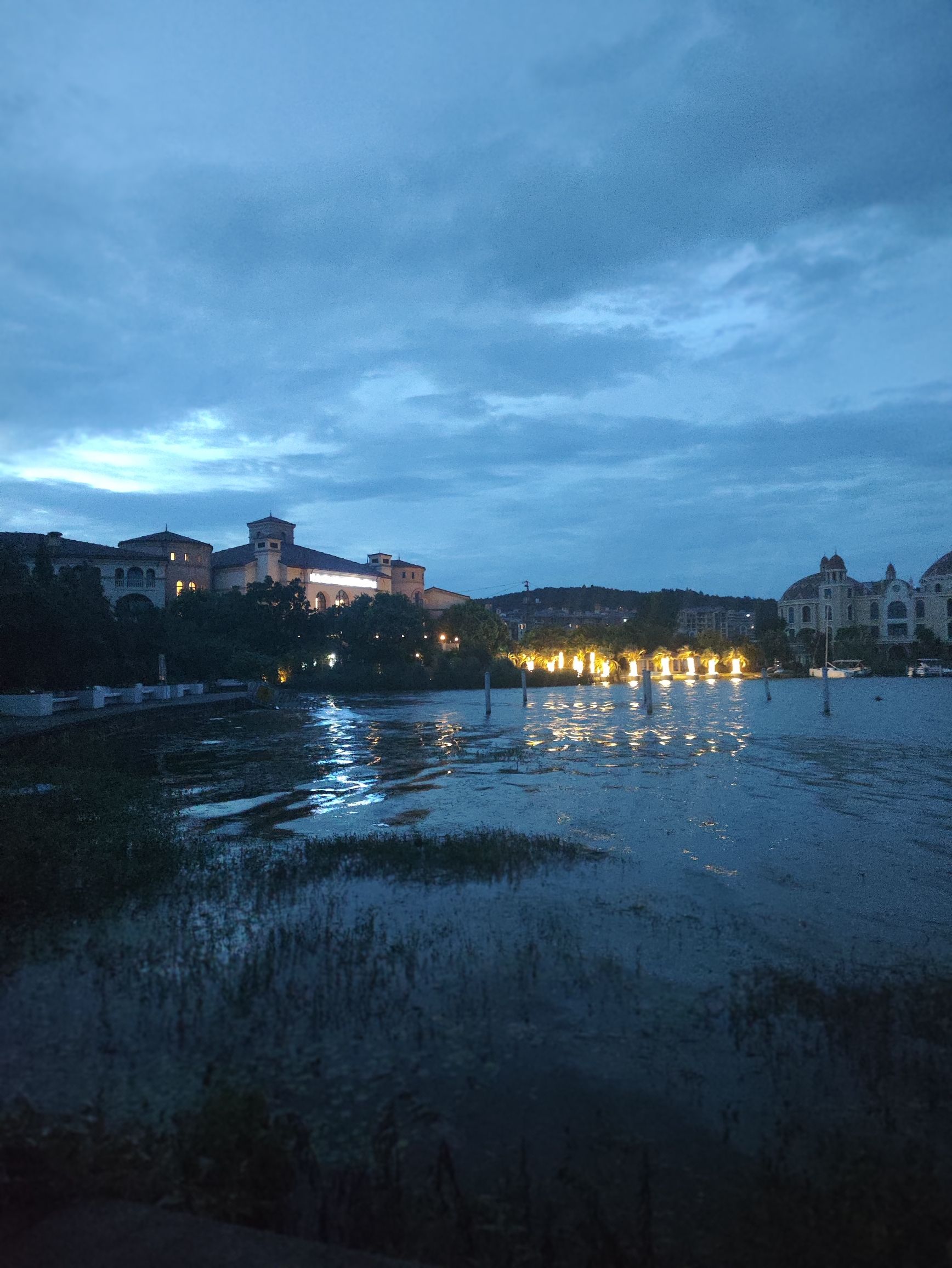 湖滨灯光公园旅行图片 1