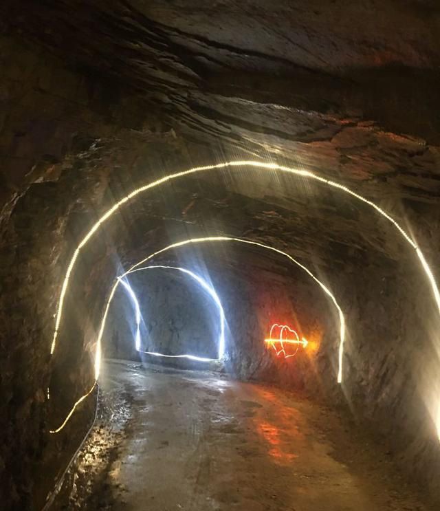 湘西挂壁公路旅行图片 2