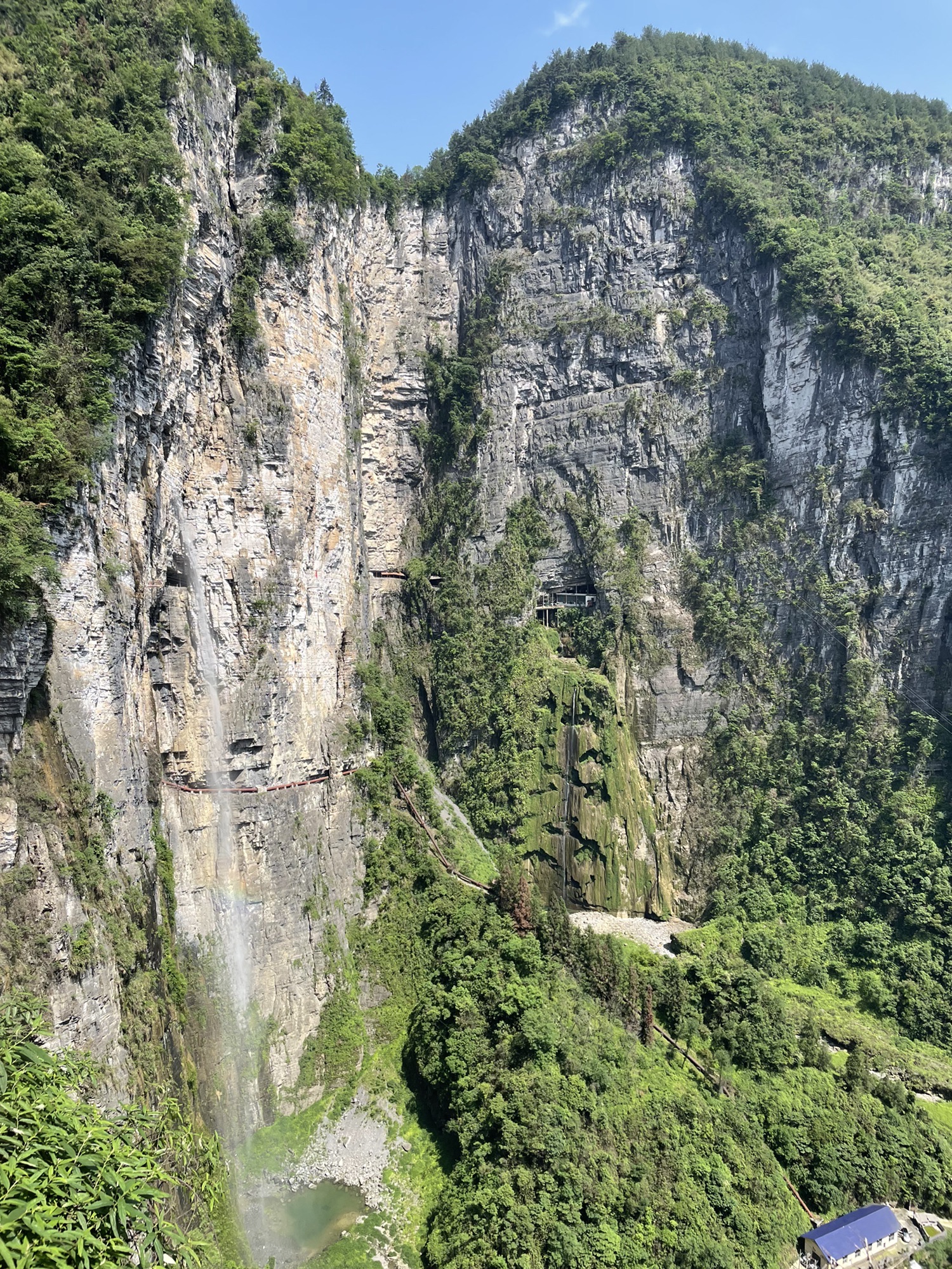 湘西挂壁公路旅行图片 3