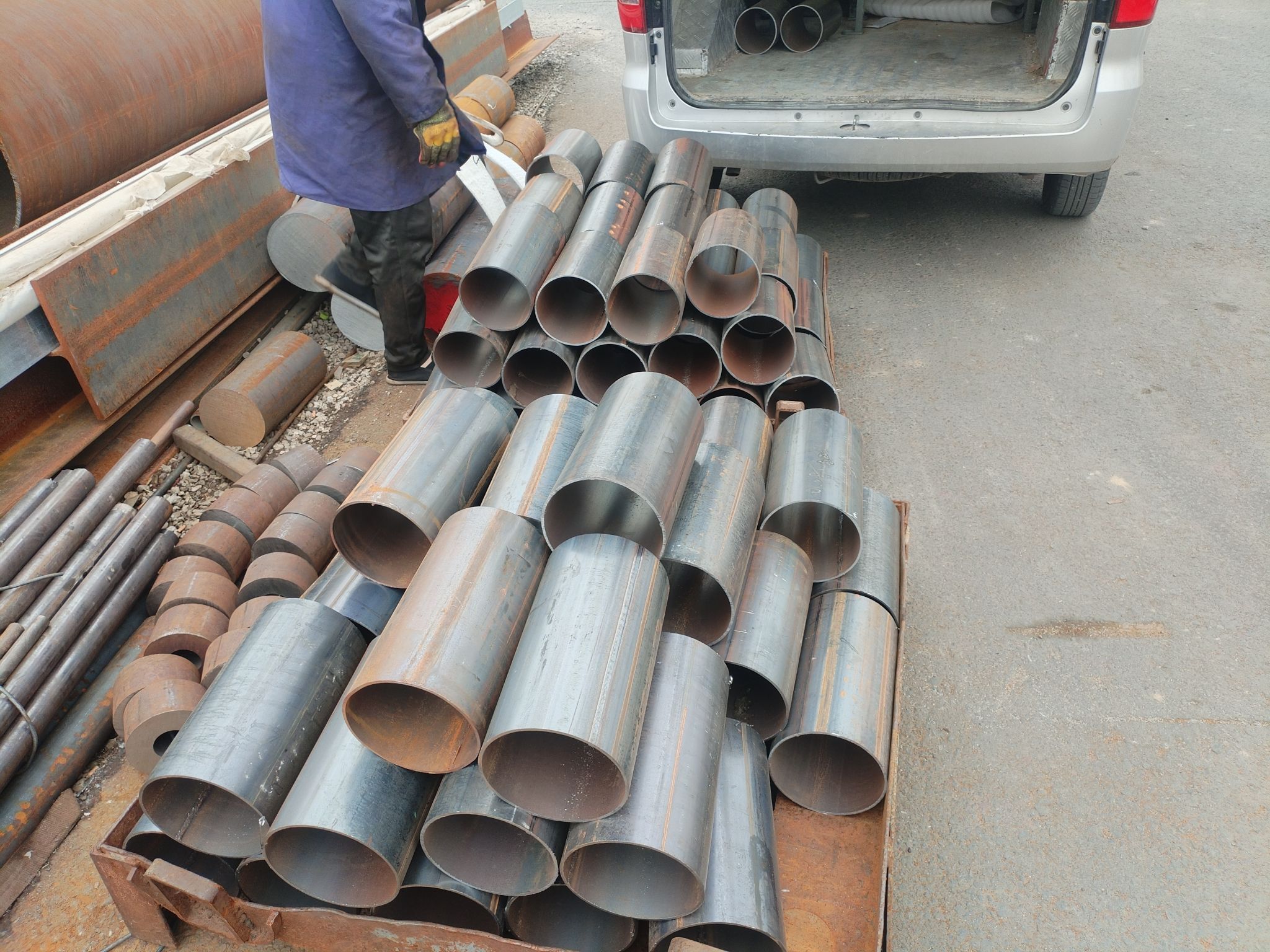 北京兴瑞通达钢铁贸易有限公司