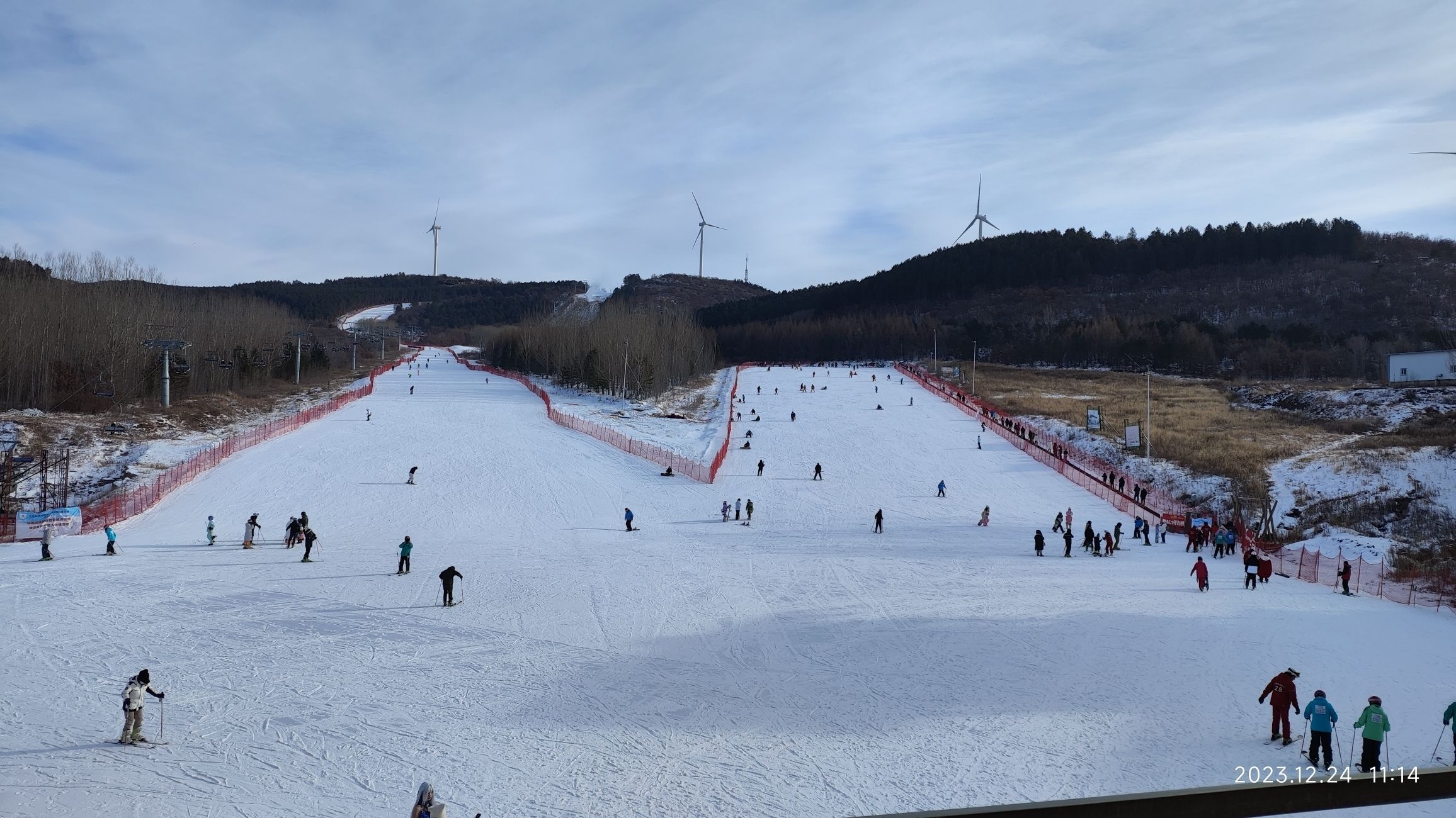 奥悦碾子山滑雪场旅行图片 3