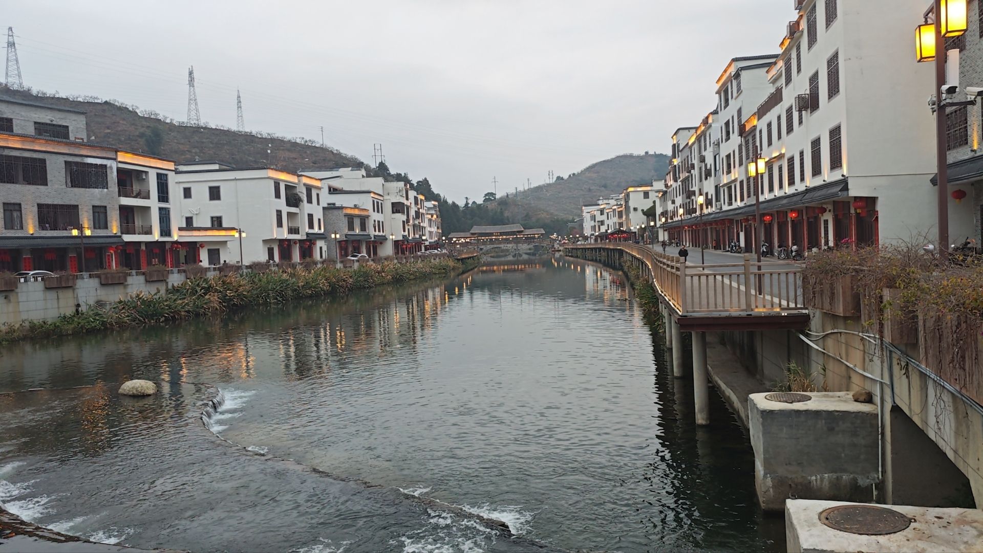 山水双合旅行图片 2