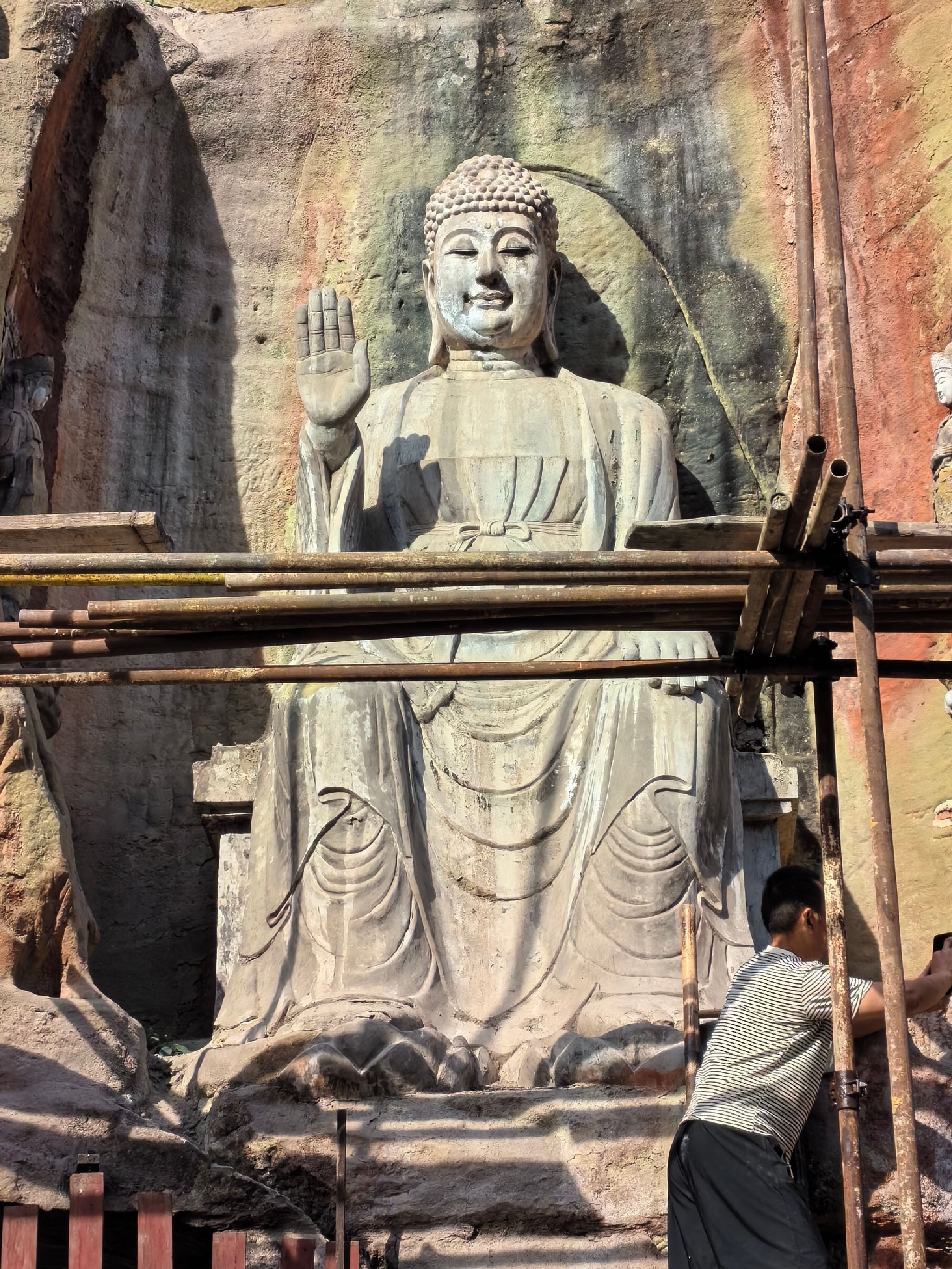 东林寺摩崖造像(装修中)旅行图片 1