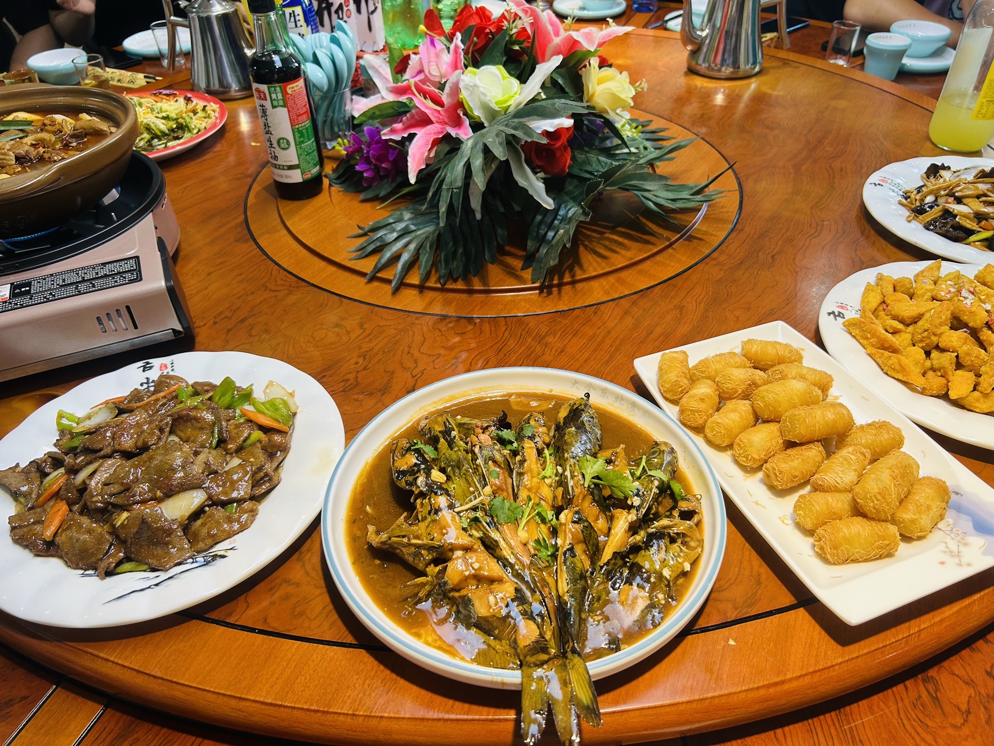 大全东北食府(龙湖大道店)