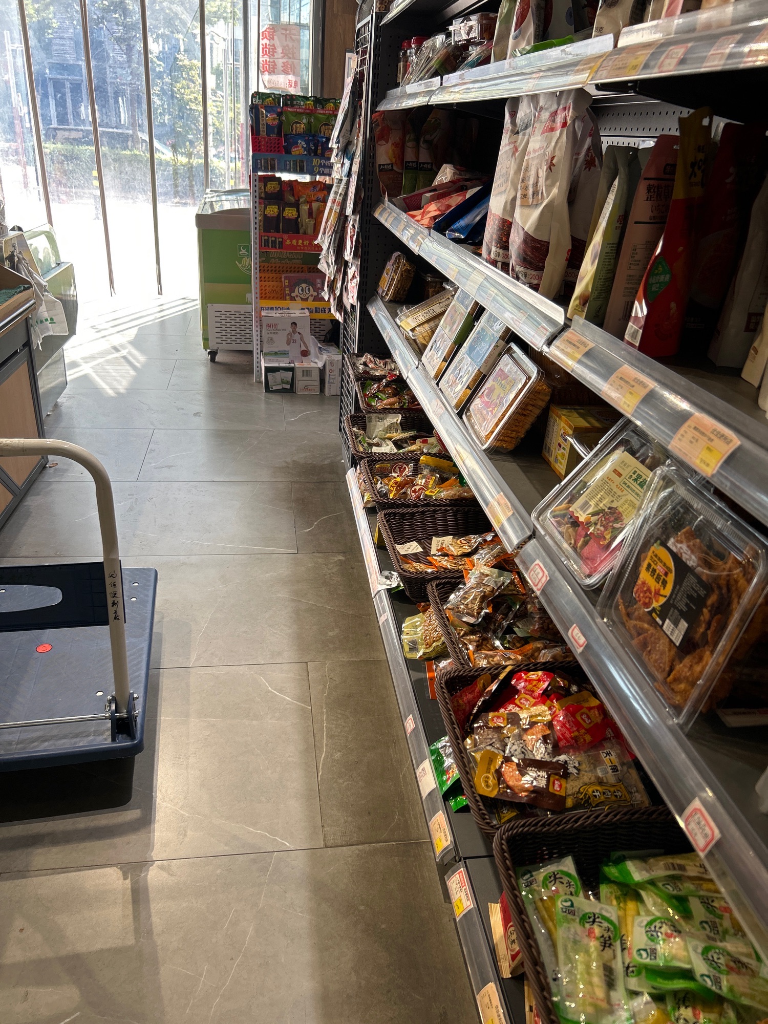 优佳便利店