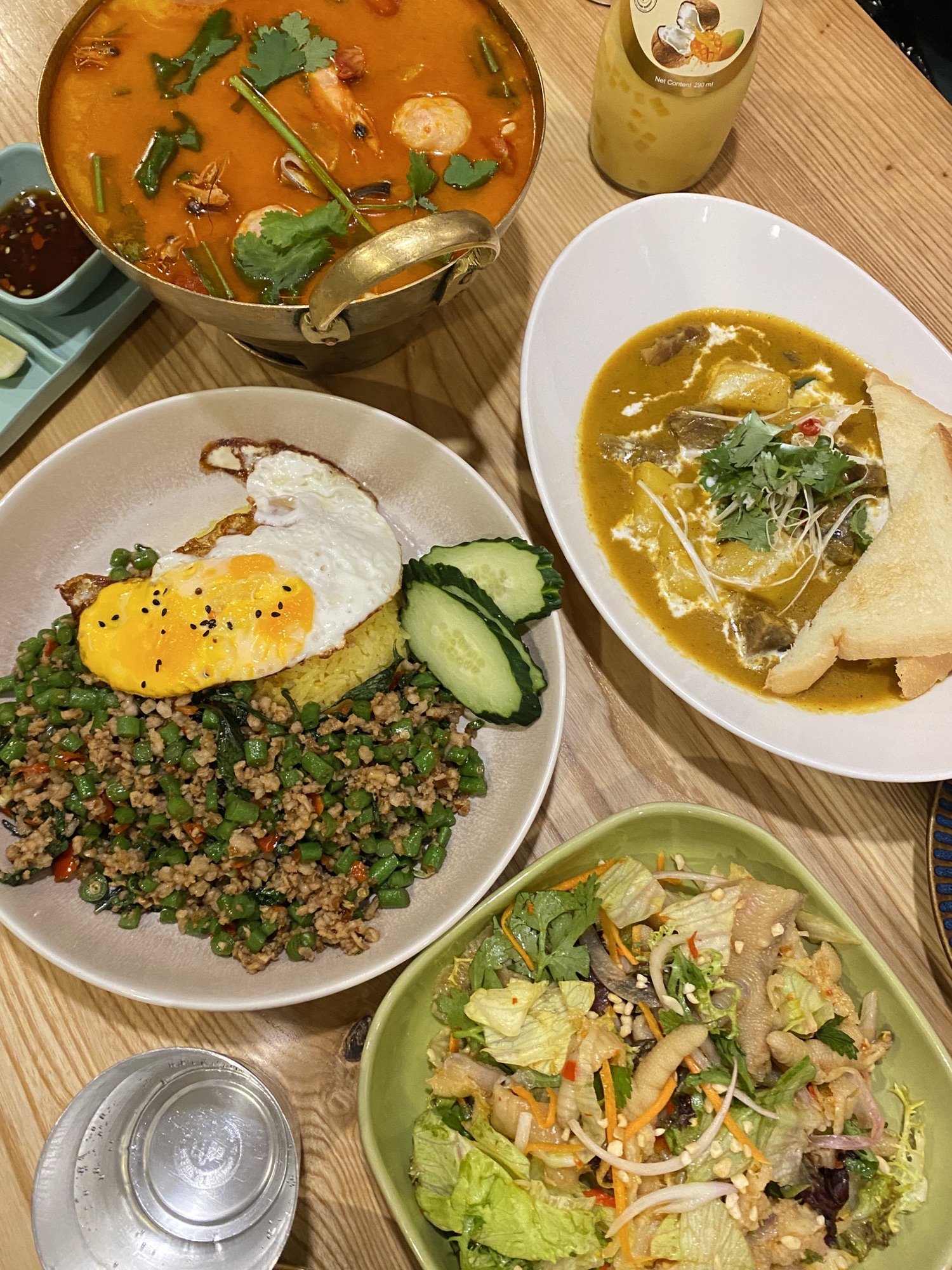 泰小屋风味餐厅(悦府店)