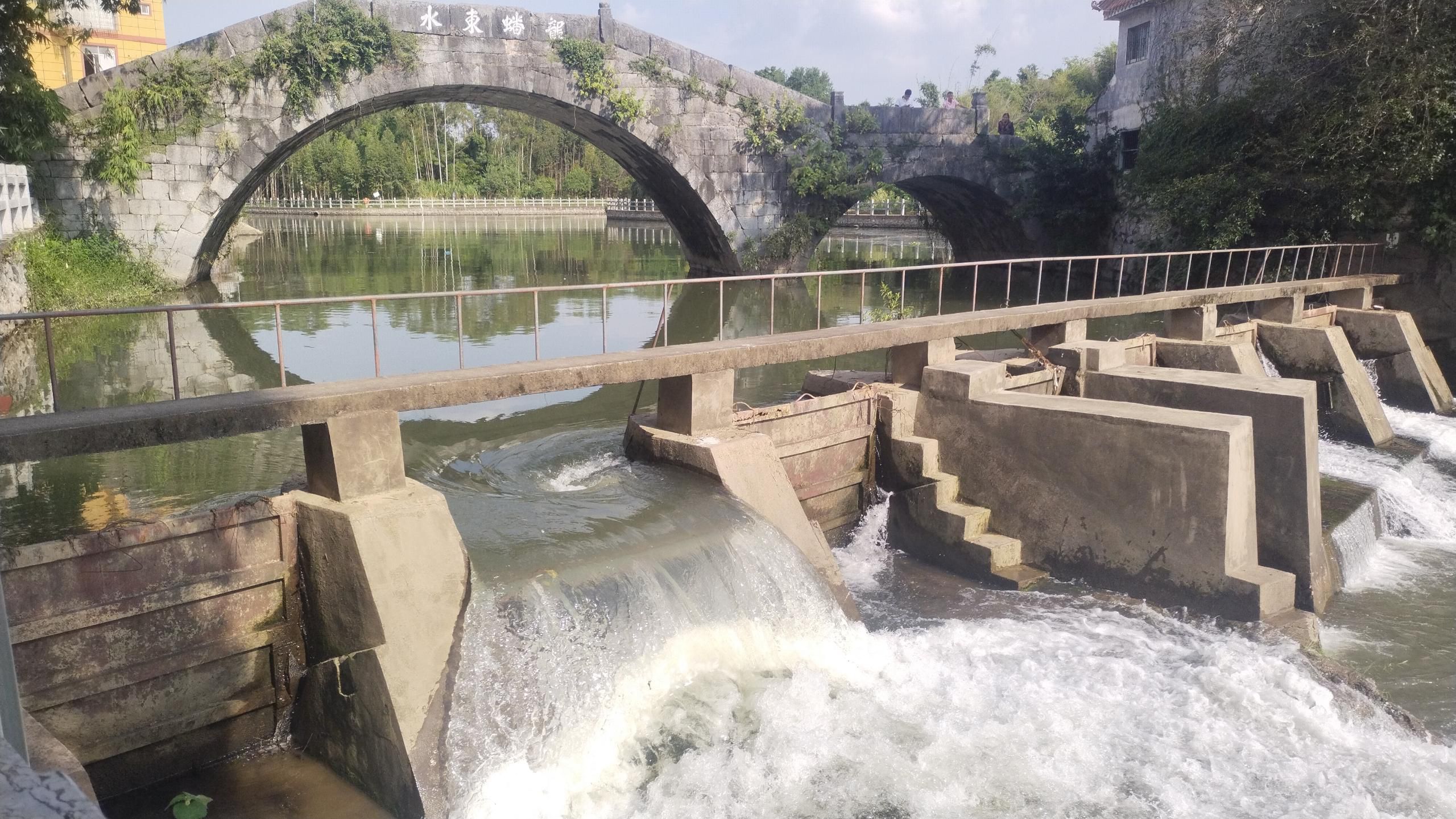 石龙乡贤文化园景区旅行图片 3