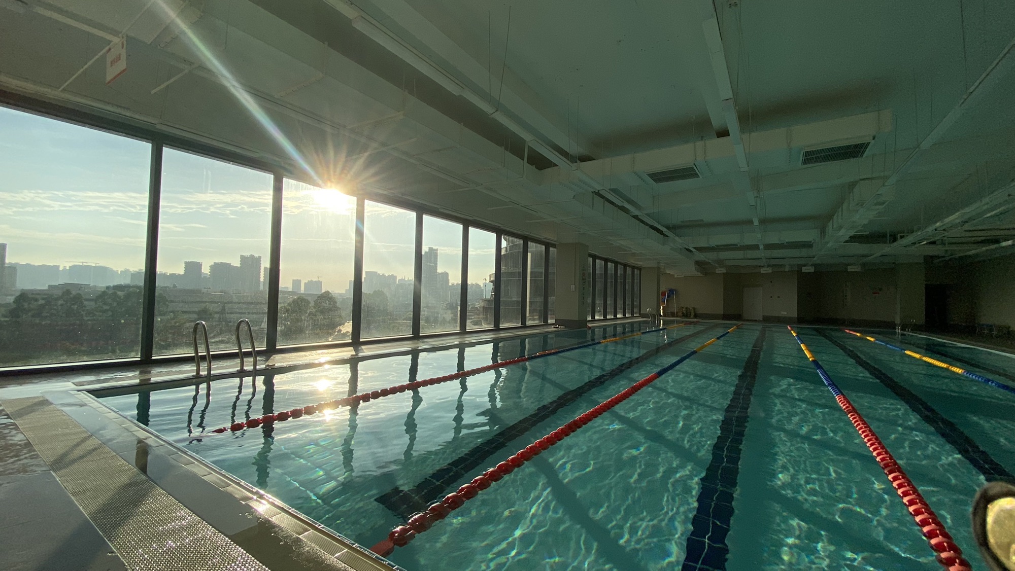 场地封面-米加时代游泳健身(旭辉广场店)