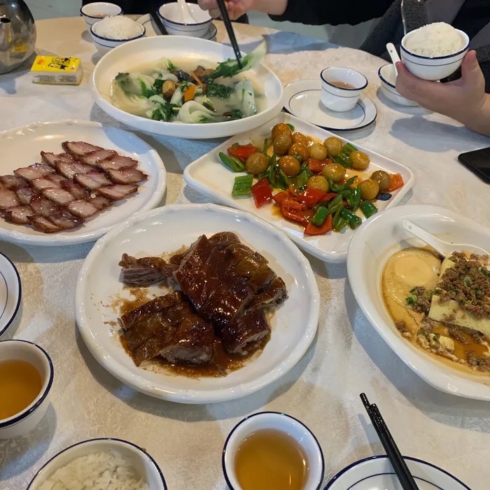 山水沁香园农庄