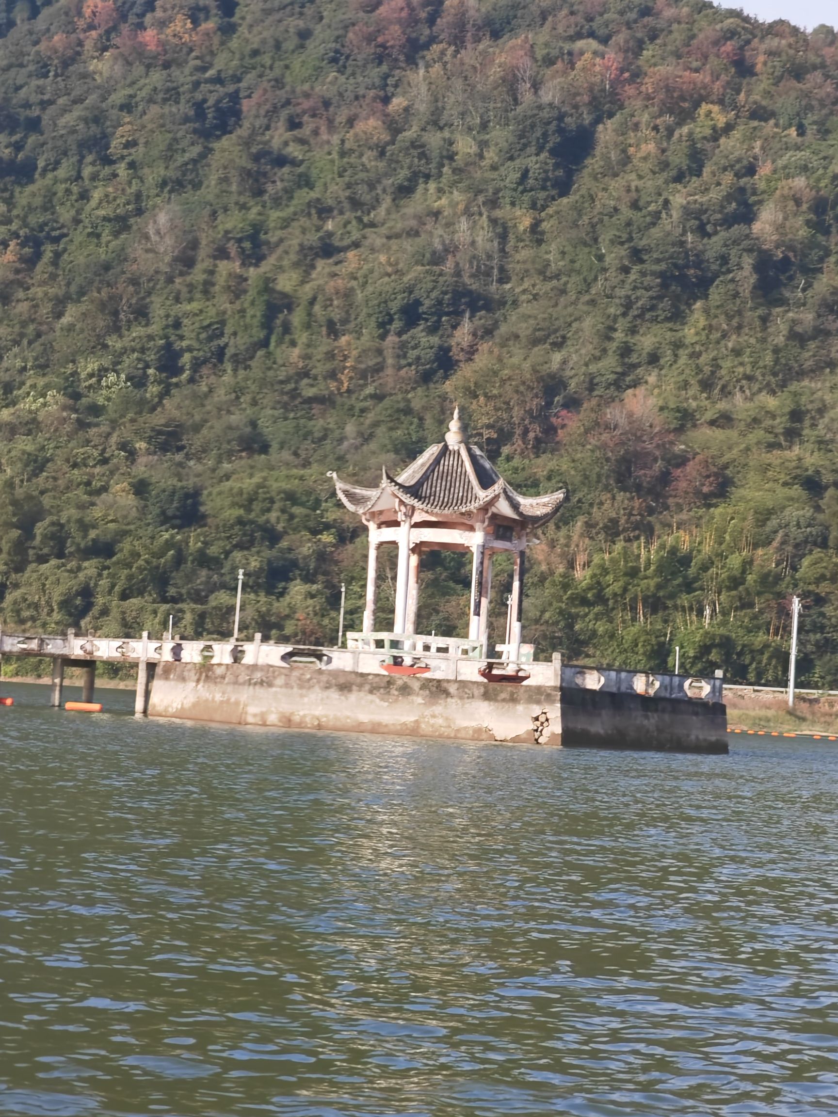珑玥潭旅行图片 1