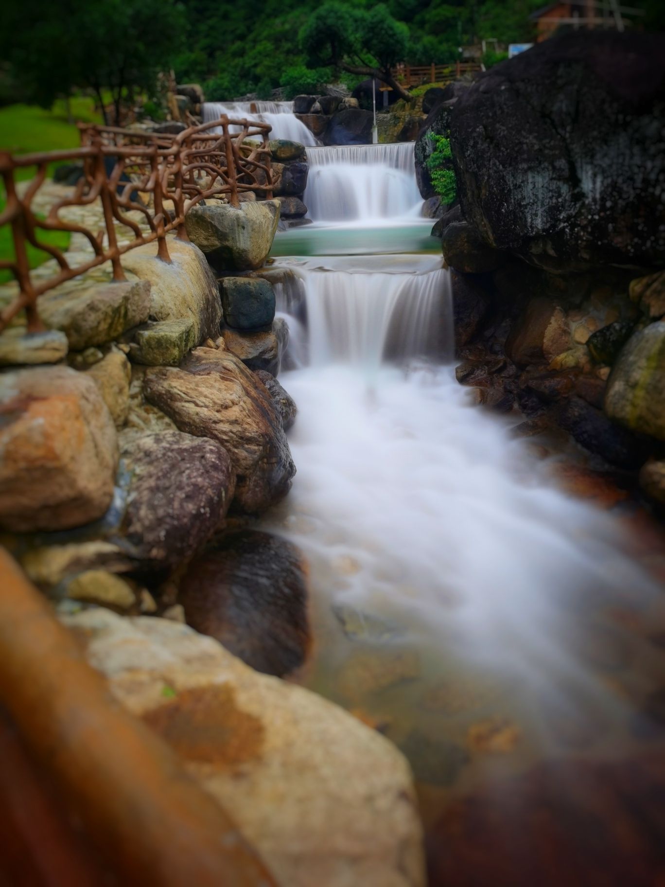 七彩飞龙涧景区旅行图片 2