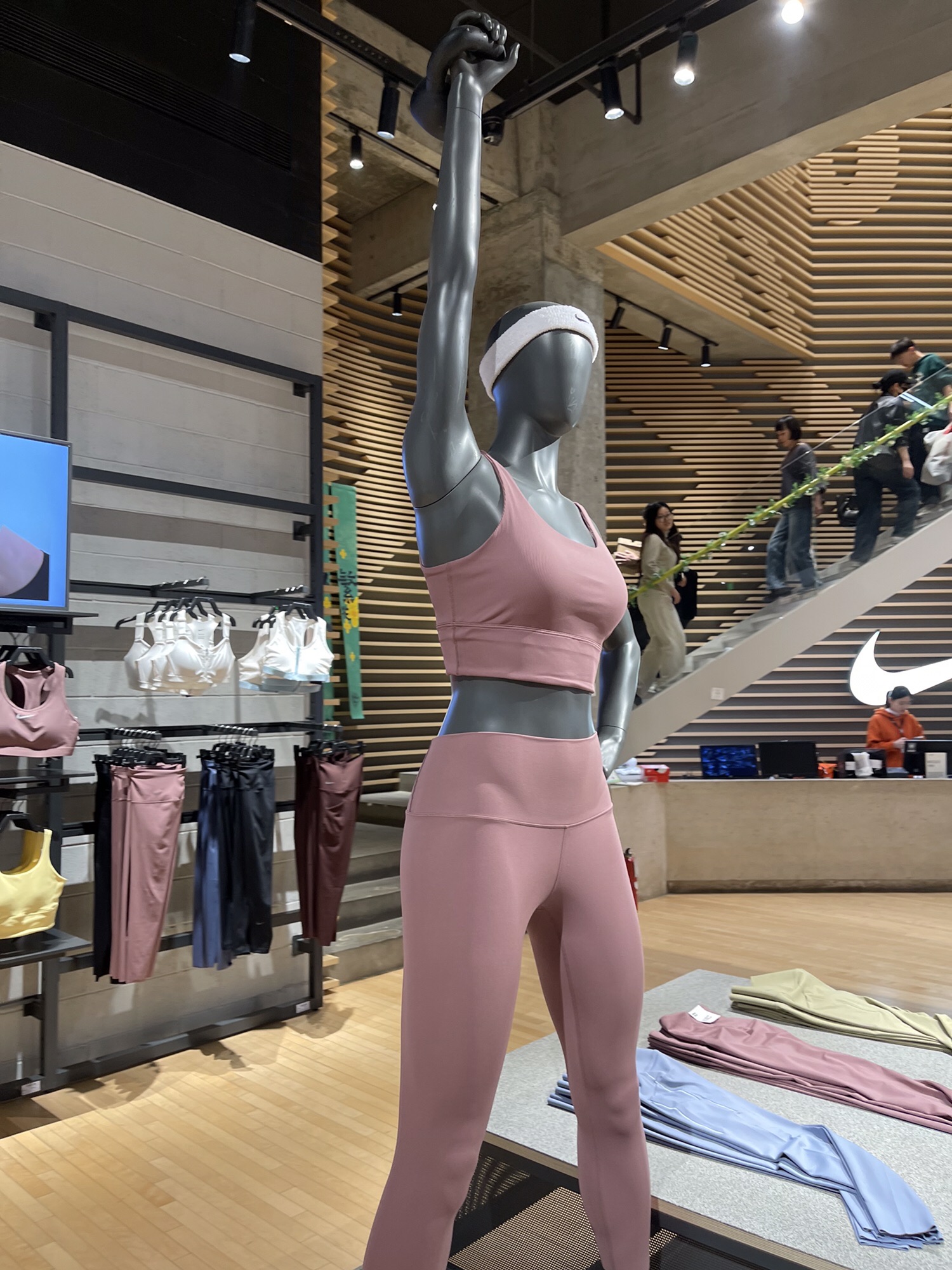 耐克Nike(八佰伴店)