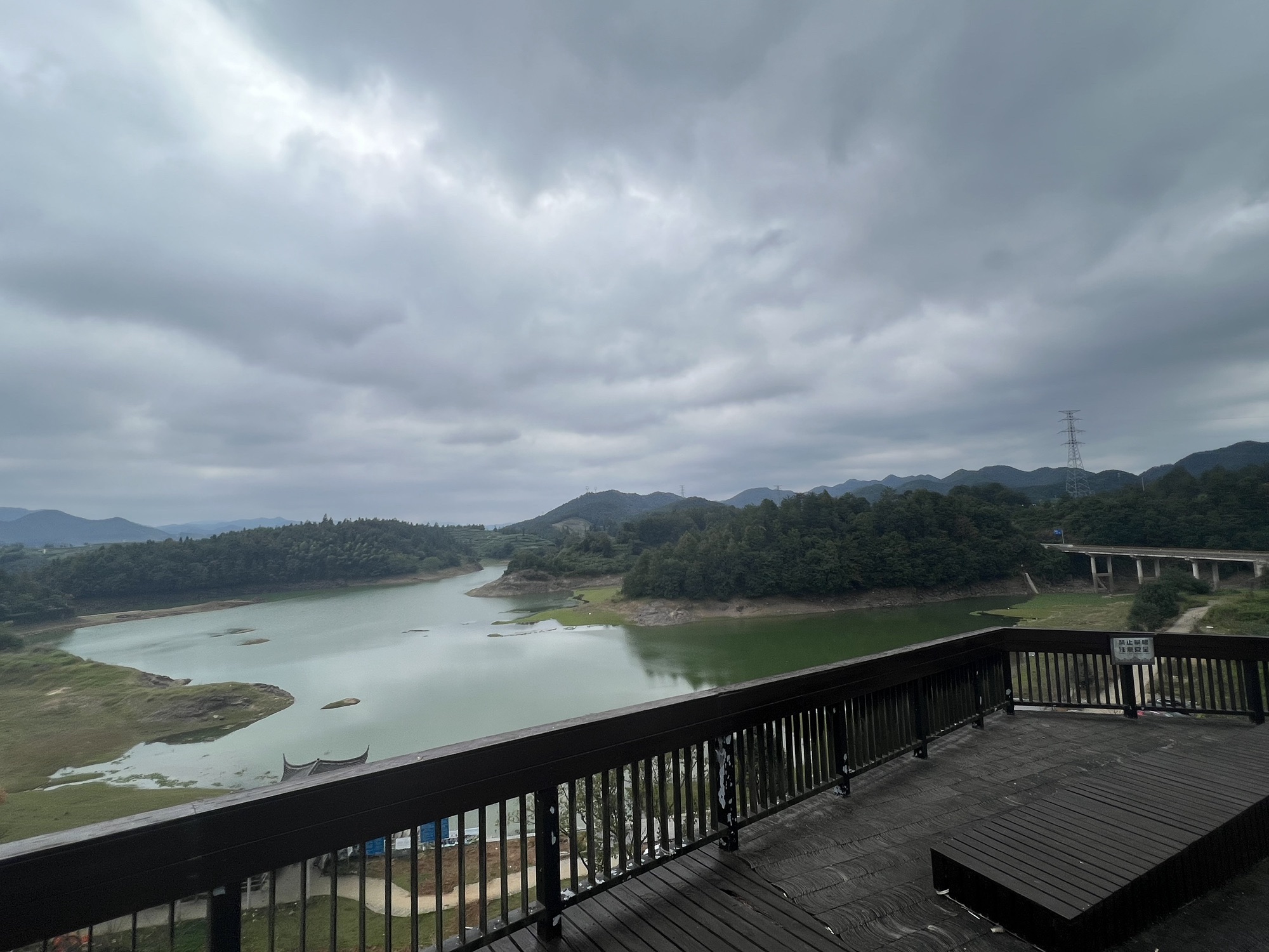 湖上村景区旅行图片 1