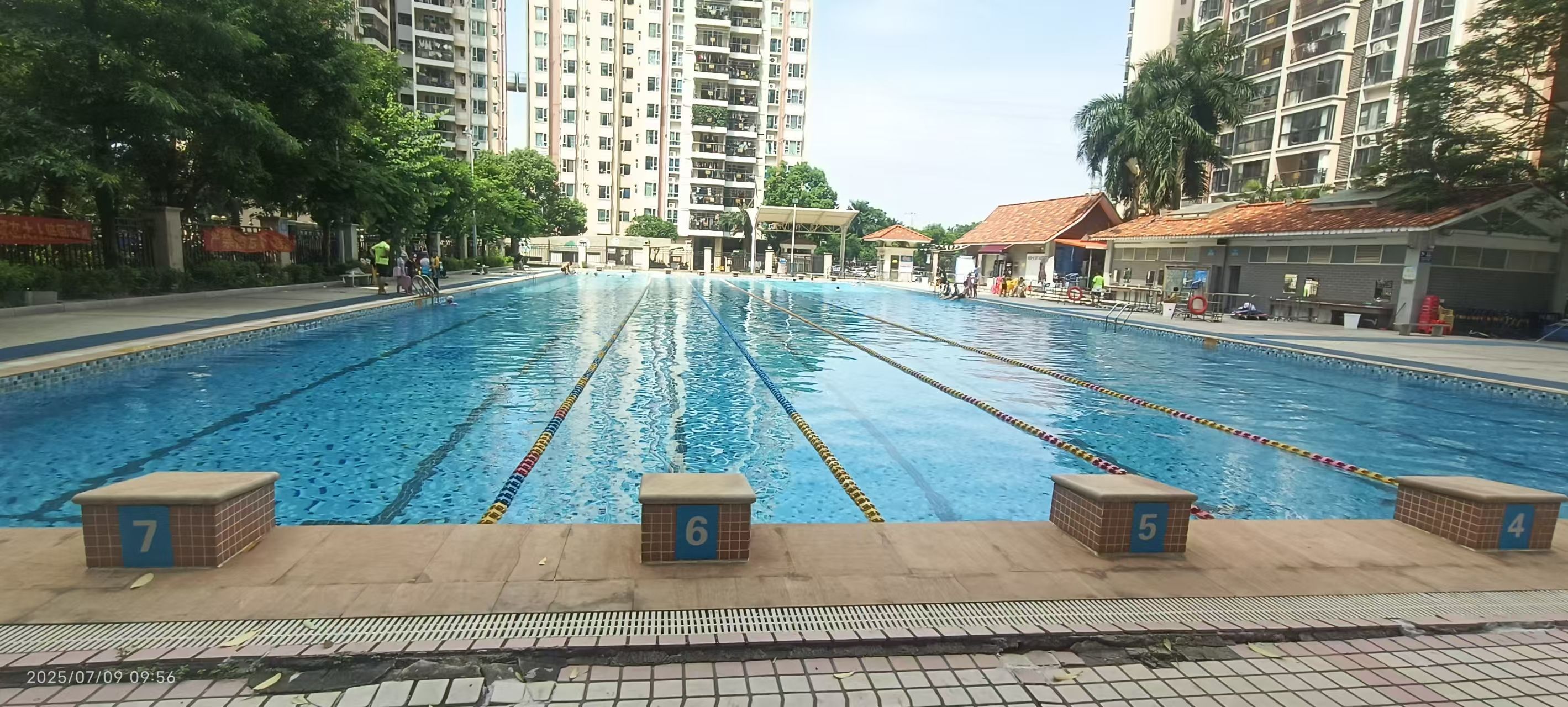 场地封面-顺欣花园游泳馆