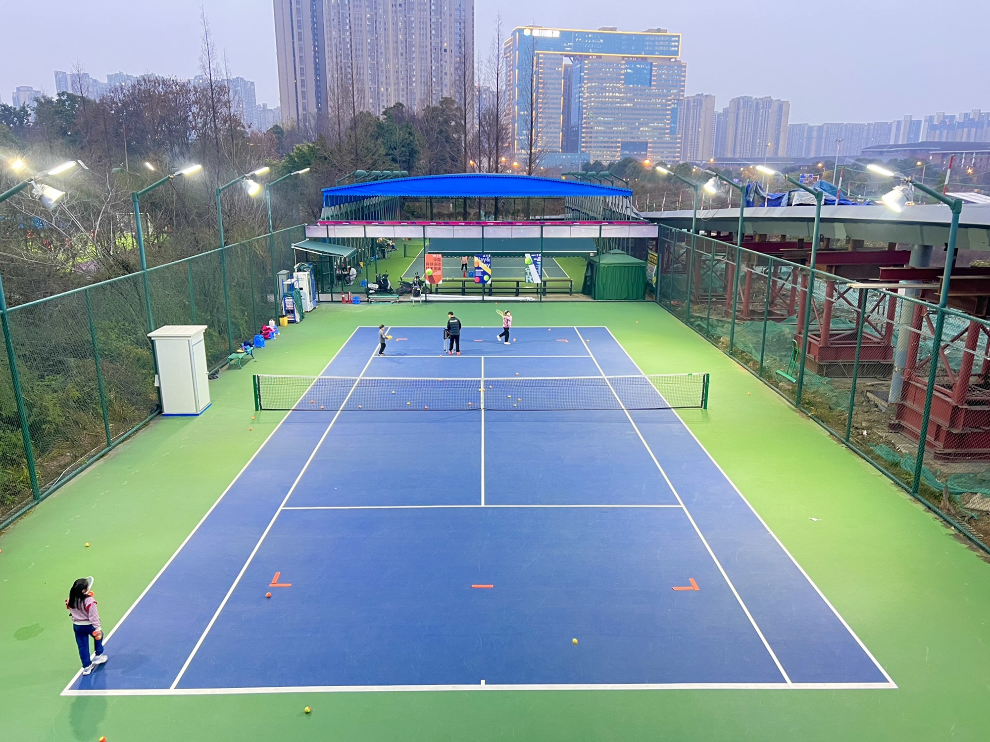 场地封面-过网网球俱乐部