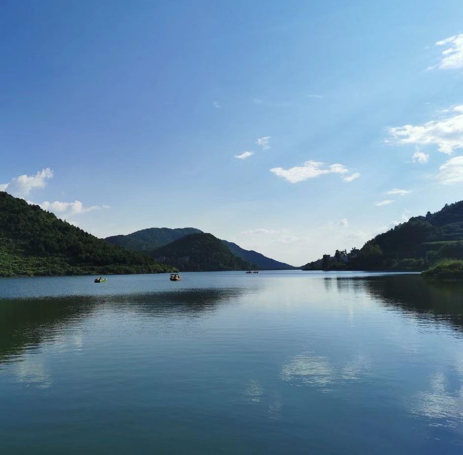 贵山湖旅游