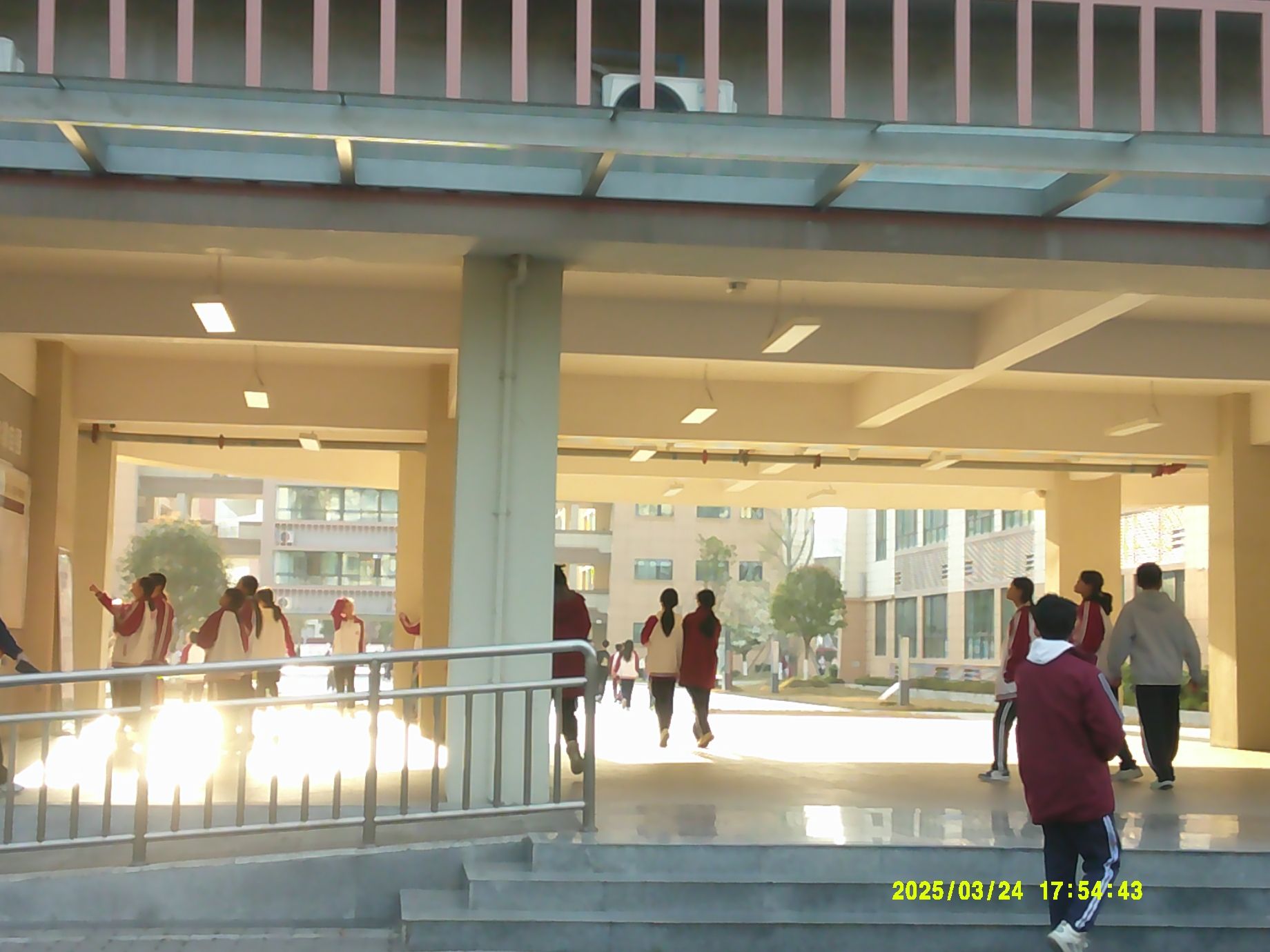 达州市高级中学江湾城校区