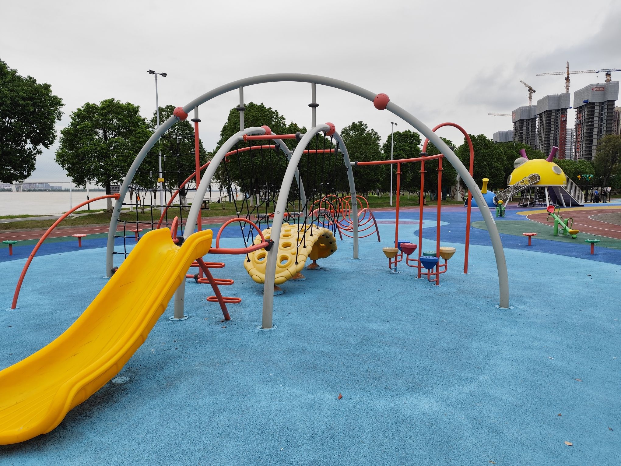 场地封面-武昌江滩儿童乐园