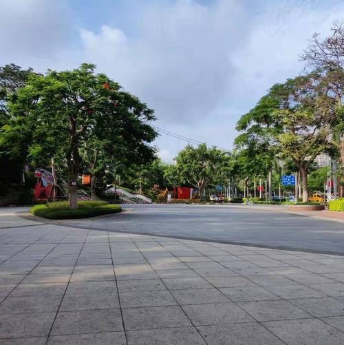 广东云浮富林中心广场