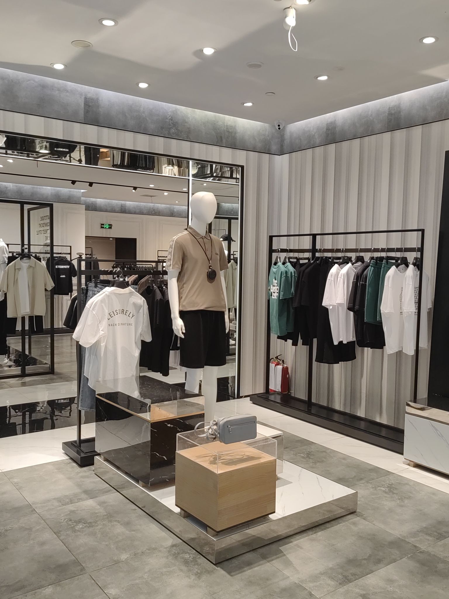 PEACEBIRD太平鸟男装(宁波东银泰城店)