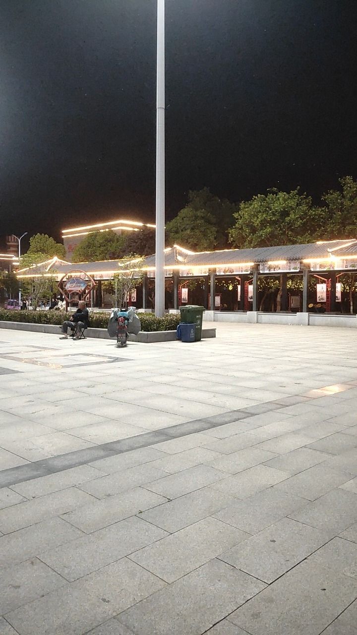 龙堂村文化广场旅行图片 2
