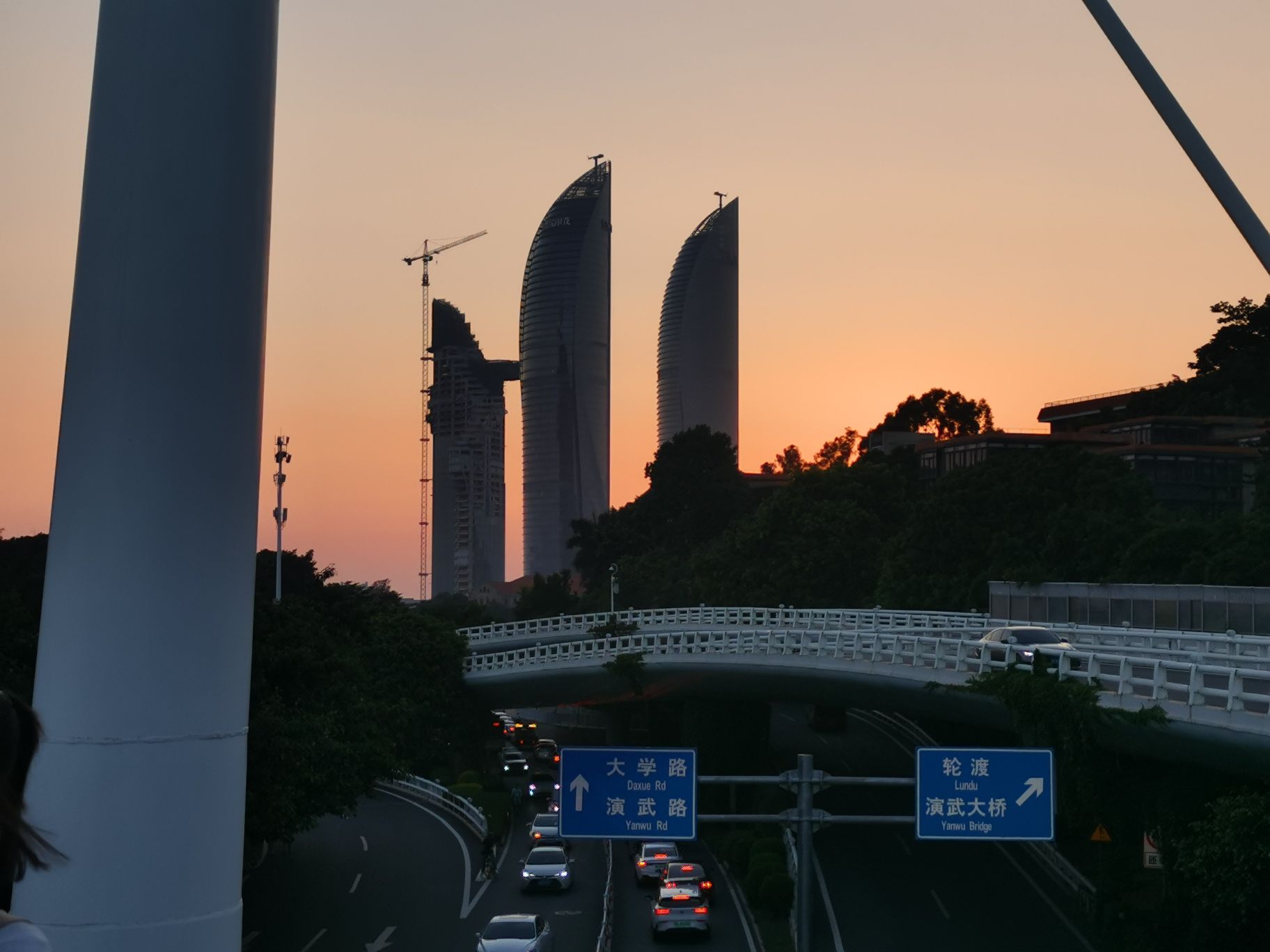 厦大白城天桥