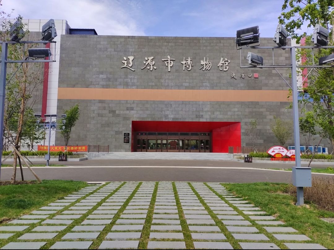 南仁东广场旅行图片 3