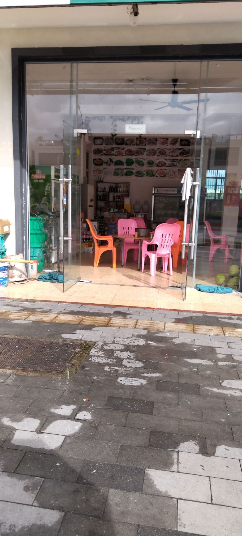 海南屯昌枫木香草鸭(海棠湾龙海风情小镇店)