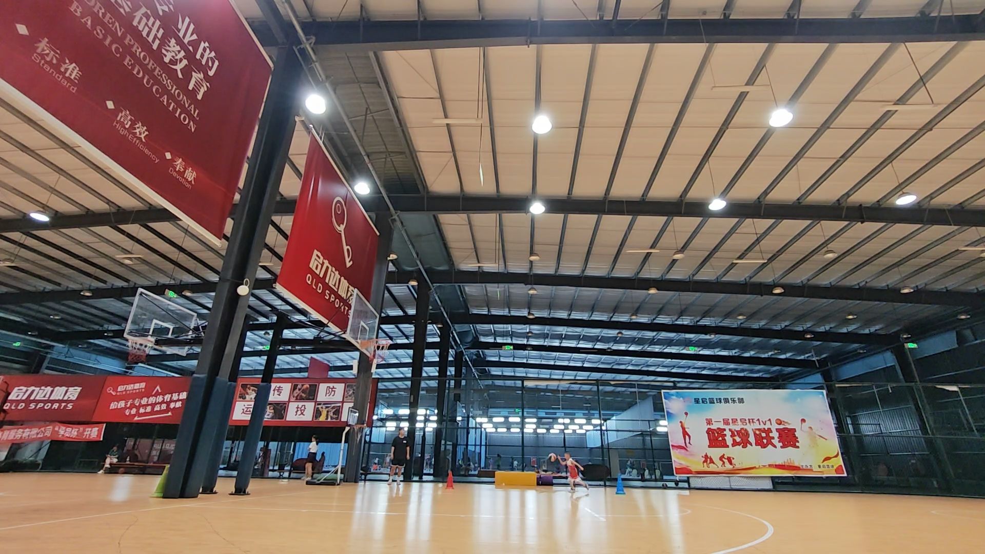场地封面-我爱玩运动生活馆(篮球羽毛球乒乓球)