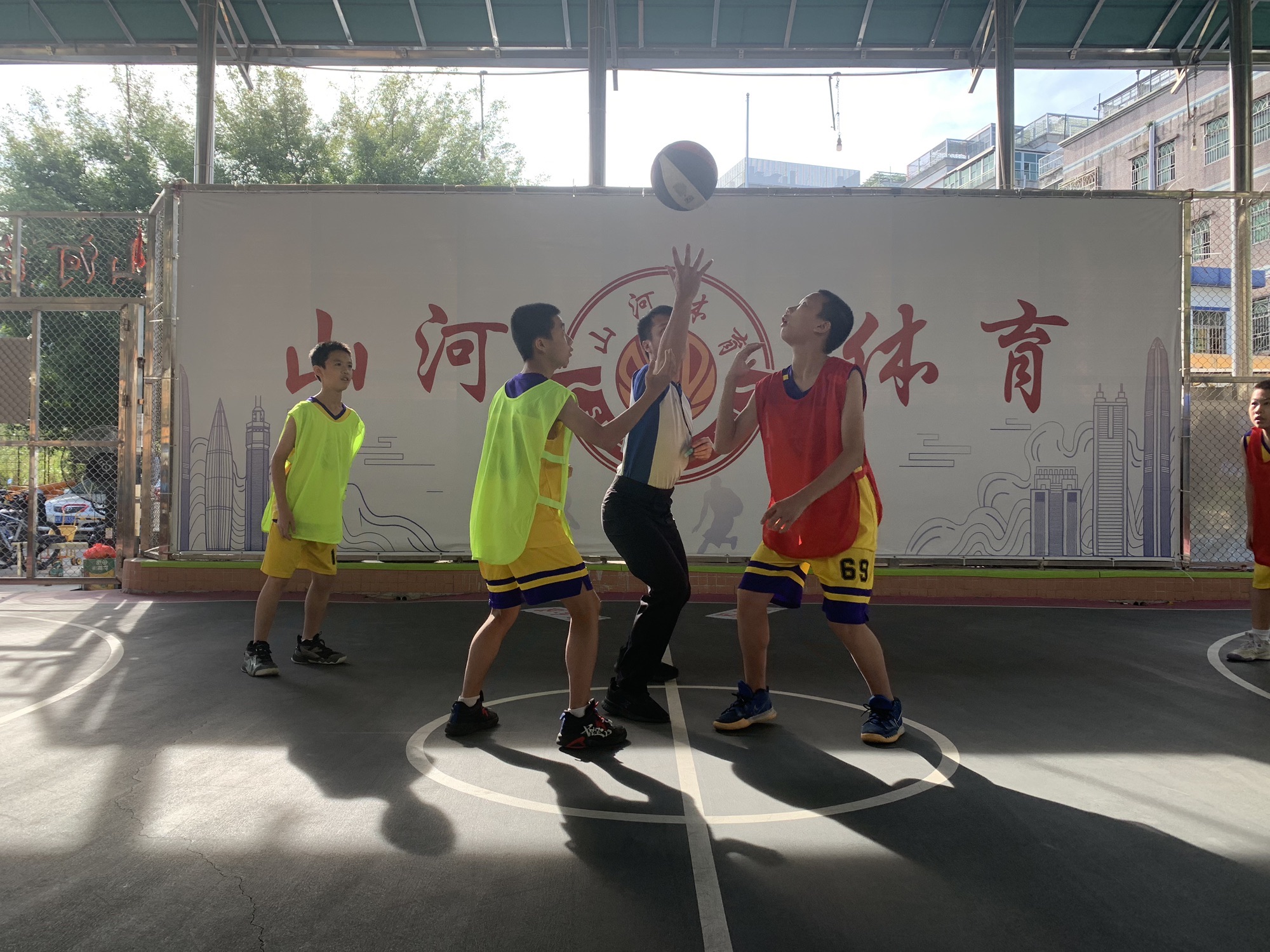 场地封面-山河篮球训练营