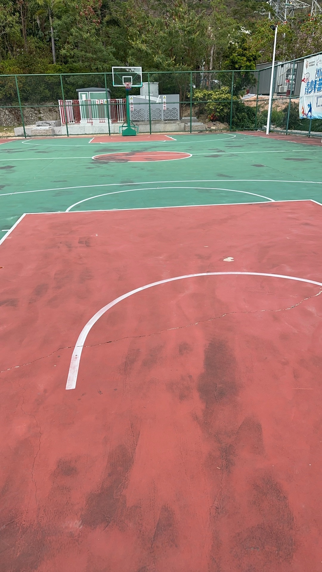 场地封面-铁仔山公园-篮球场