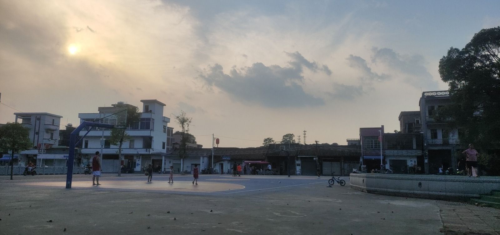 场地封面-龙岗公园-篮球场