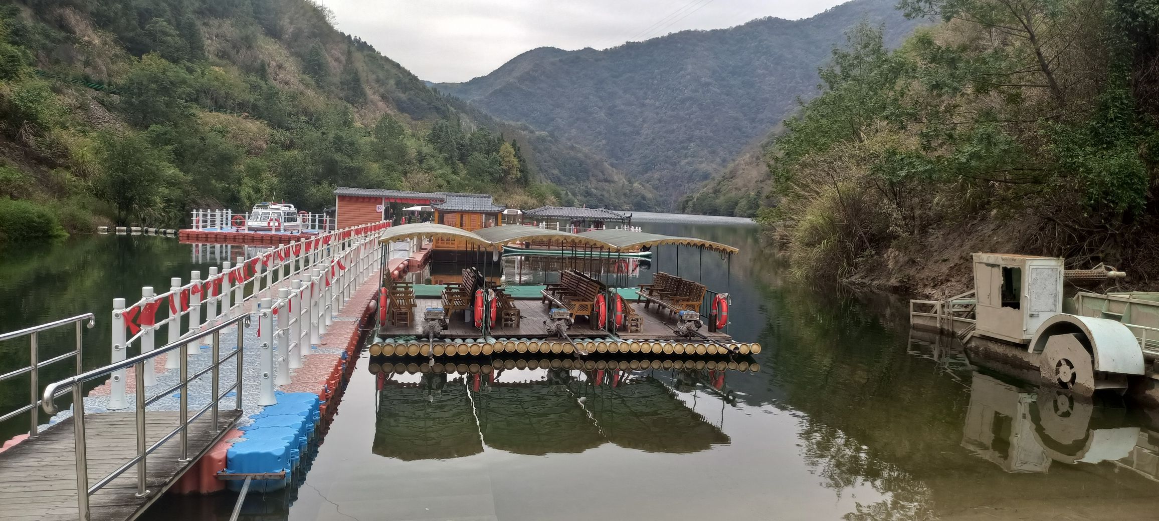 武陵峡风景区旅行图片 1