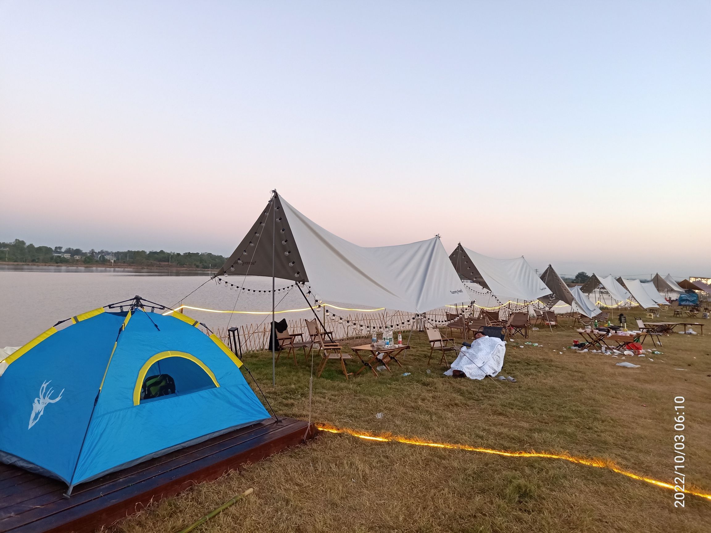 吾乡自在·三山湖露营基地