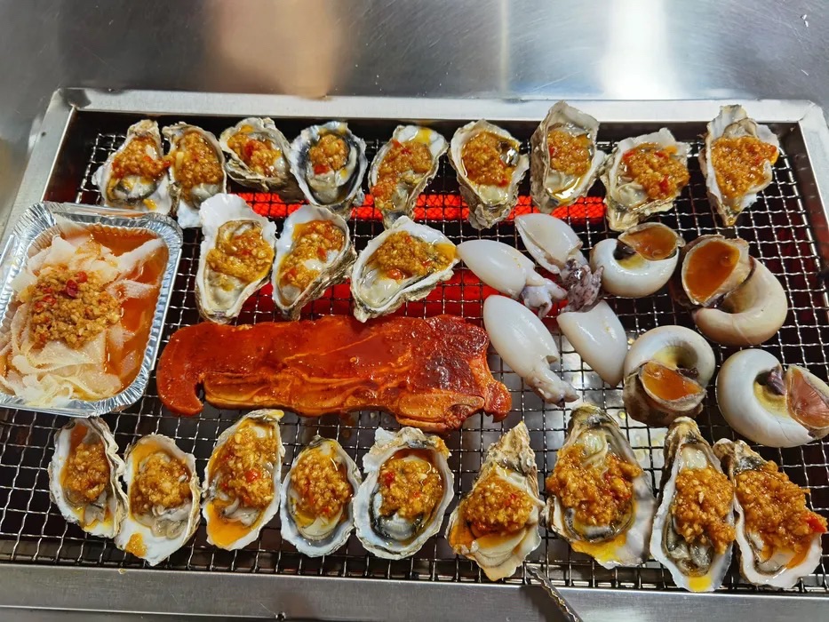 蚝门夜宴自助餐厅(荣新柠都新城东区店)