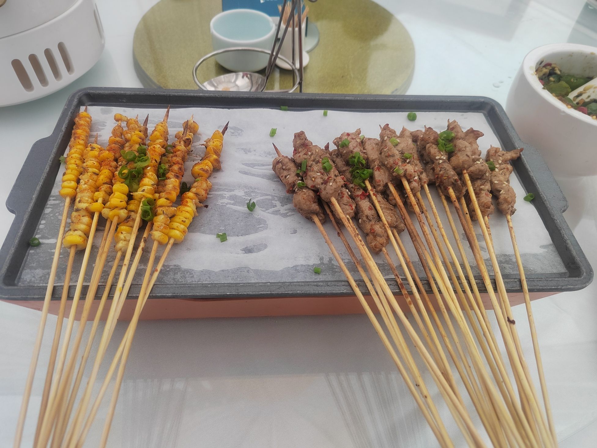 月牙湖花园餐厅