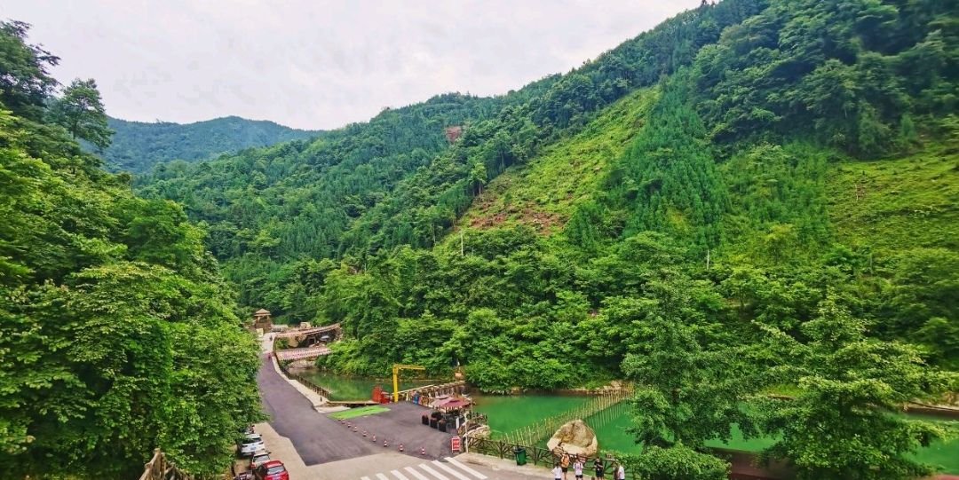 什邡市蓥华大峡谷·瀑布旅行图片 2