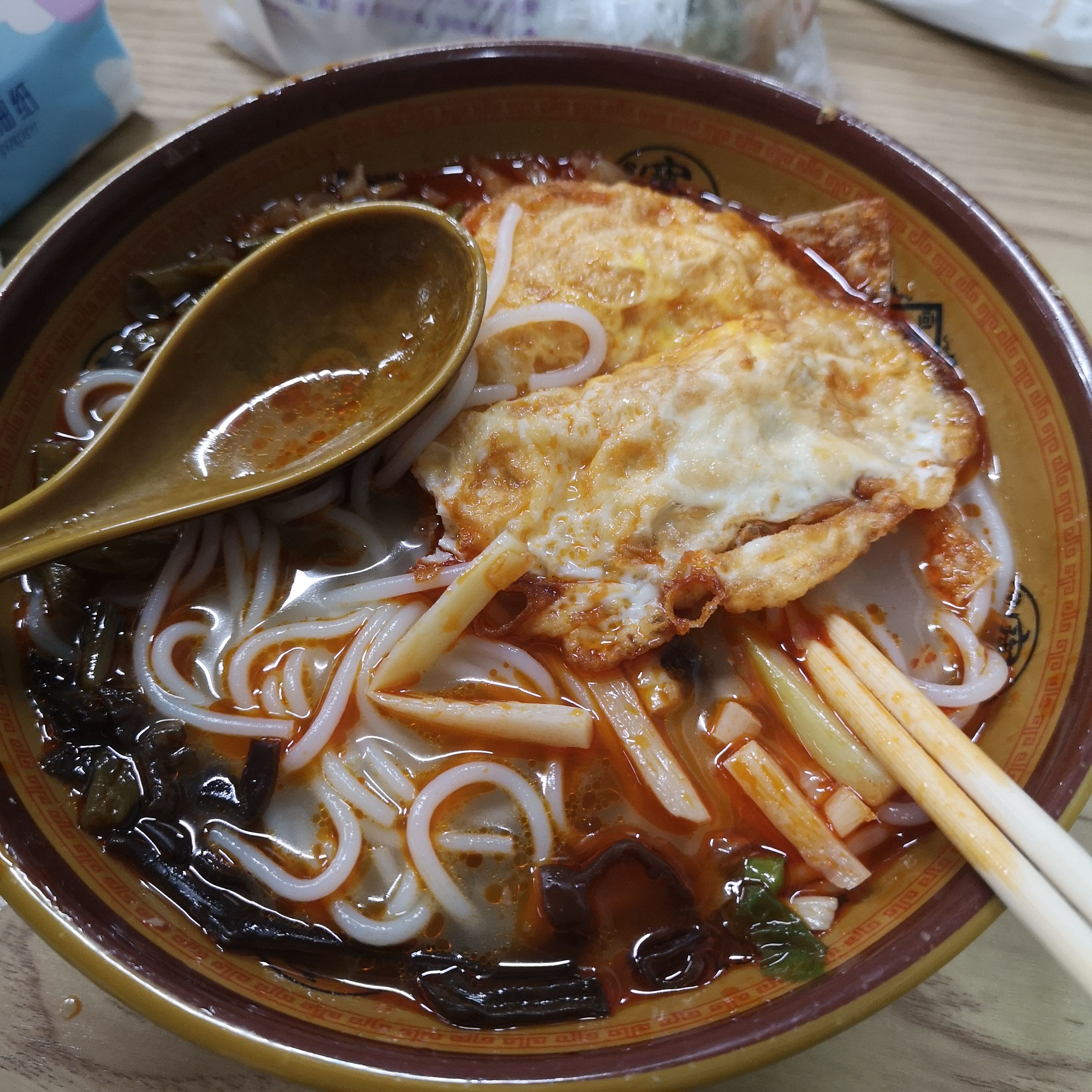 德鸿螺蛳粉
