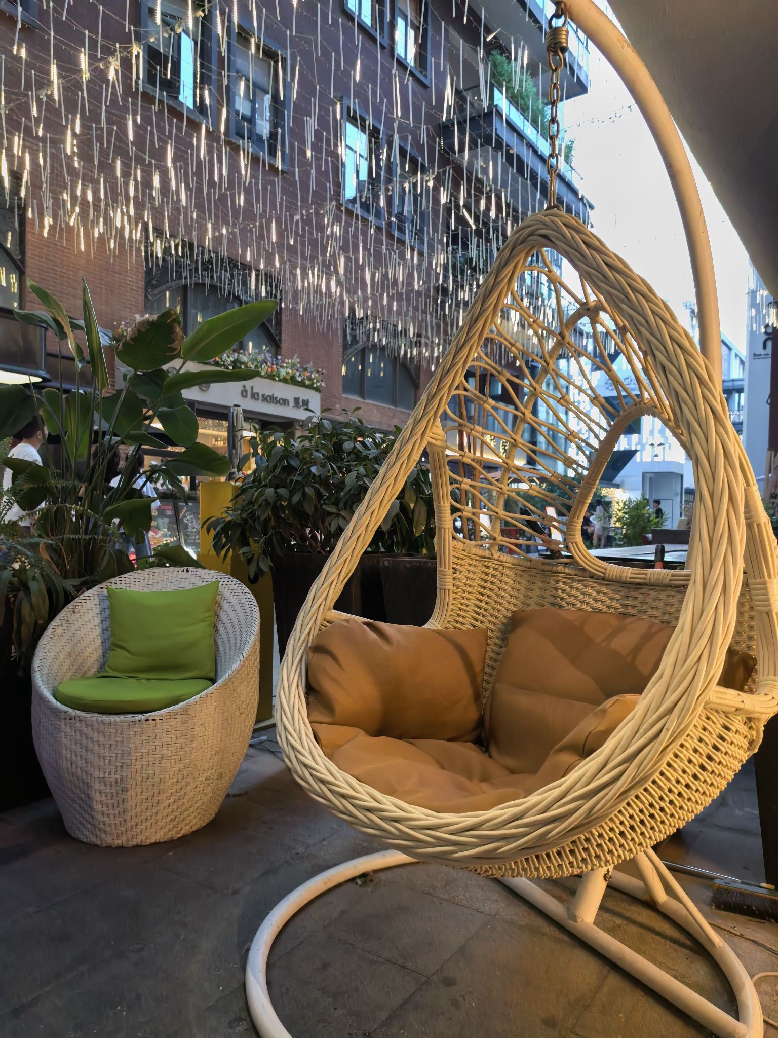 场地封面-Lounge微醺