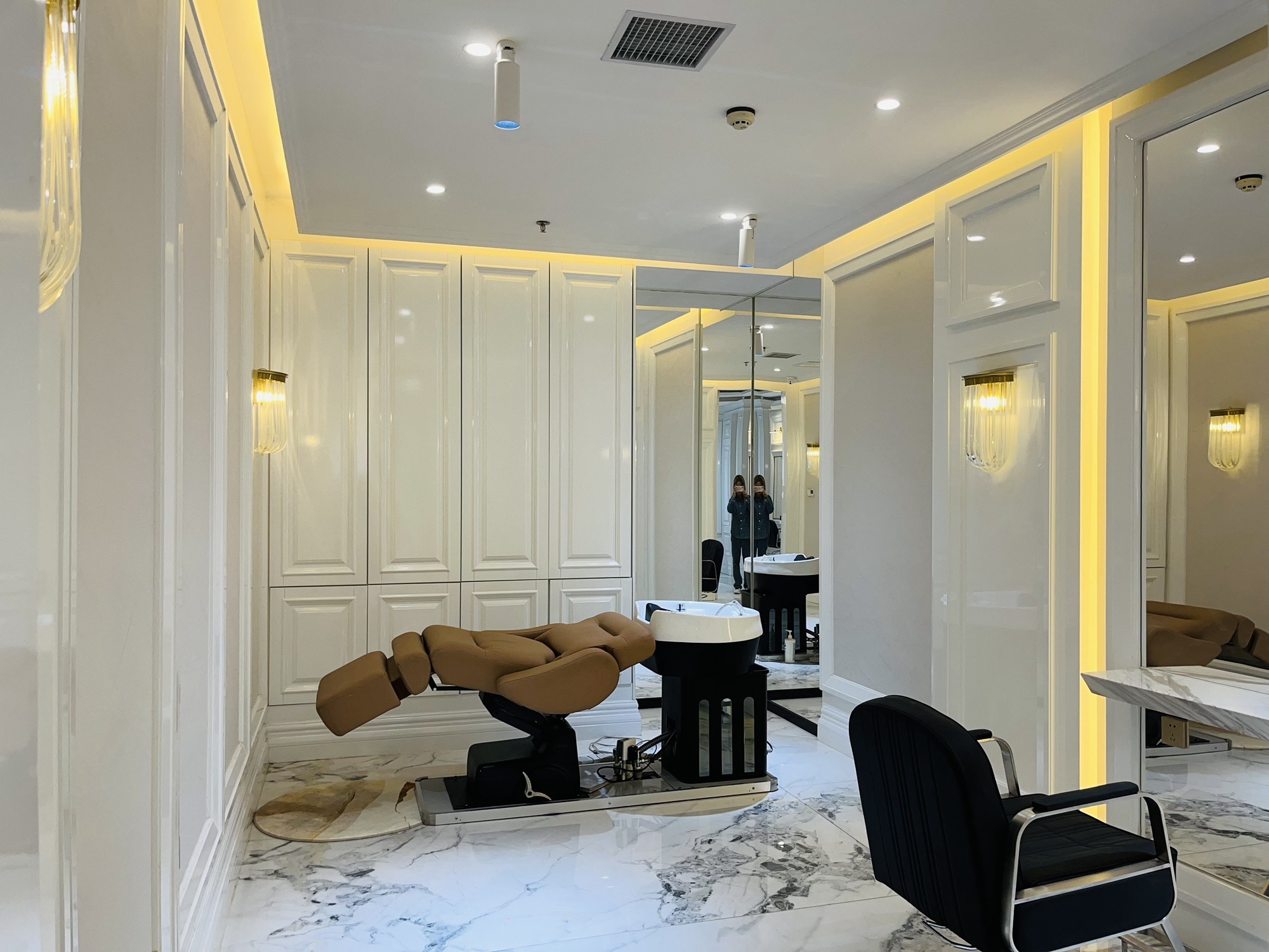 ONEHAIR发型设计(旗舰店)